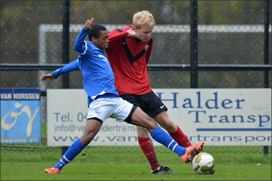 FC Den Bosch - AFC (B<17) 10 november 2012) foto Frank van Engelen F05_7903.jpg